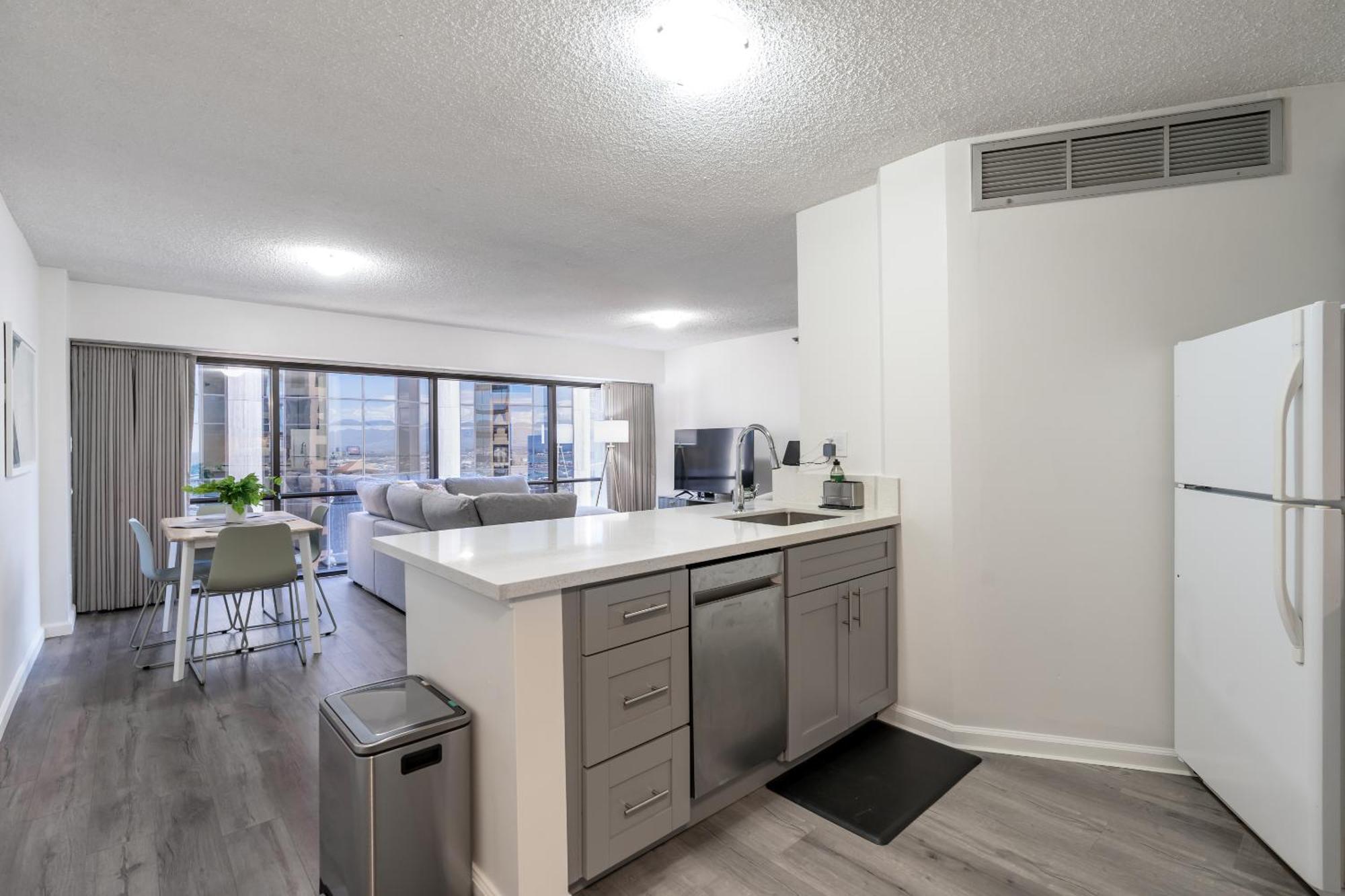 Downtown Honolulu Skyview - 1Bed&Den- Free Parking Apartment ภายนอก รูปภาพ